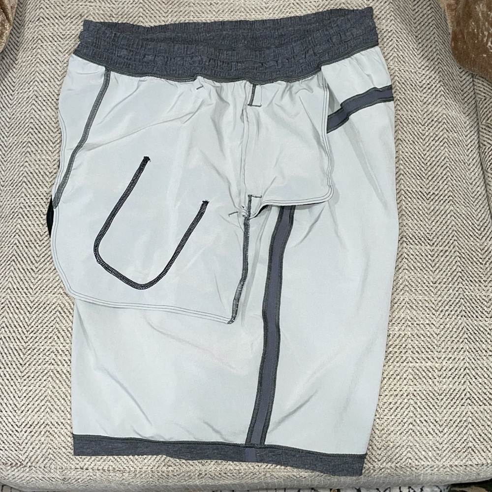 Lululemon Performance Gray Shorts - image 8